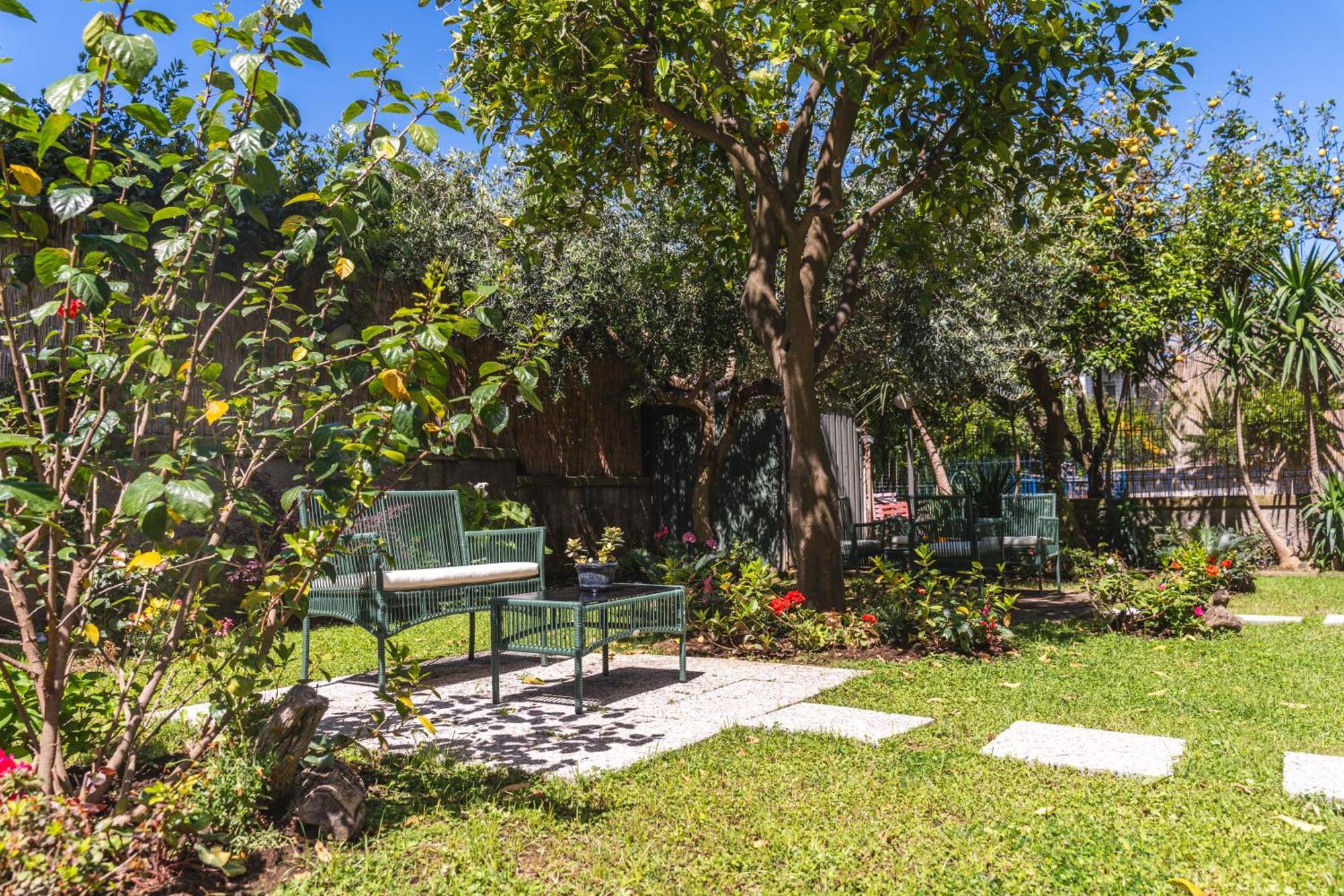 Sorrento Hidden Garden & Rooms Экстерьер фото